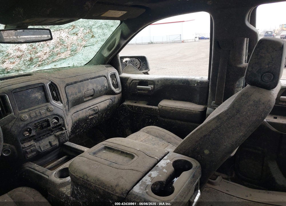 2021 GMC SIERRA 1500 4WD SHORT BOX AT4/4WD STANDARD BOX AT4 VIN: 1GTP9EEL0MZ437079