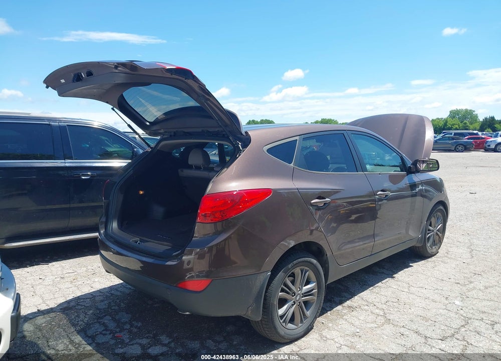 2015 HYUNDAI TUCSON VIN: KM8JT3AF2FU965326