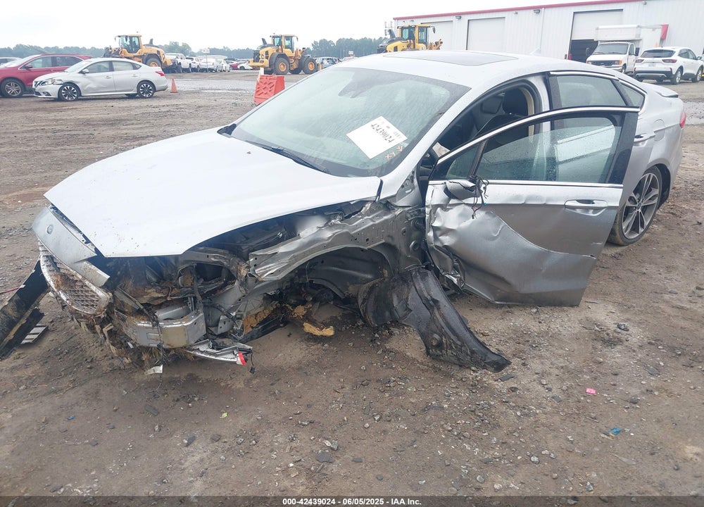 2020 FORD FUSION VIN: 3FA6P0D99LR138127