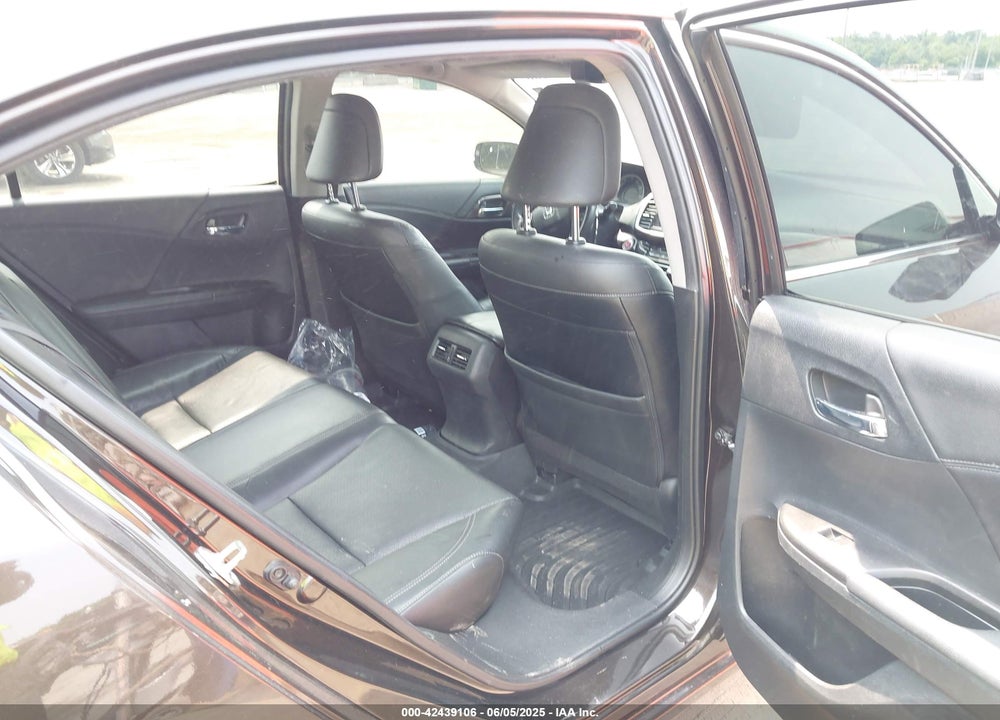 2016 HONDA ACCORD EX-L VIN: 1HGCR2F8XGA074561