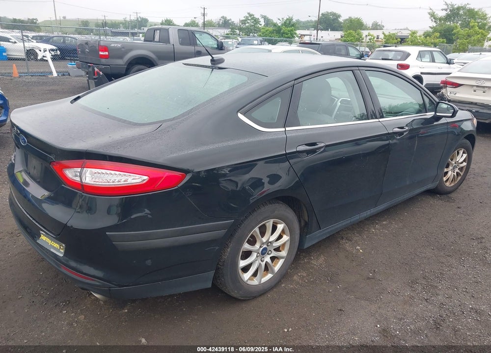 2016 FORD FUSION VIN: 3FA6P0G76GR176818