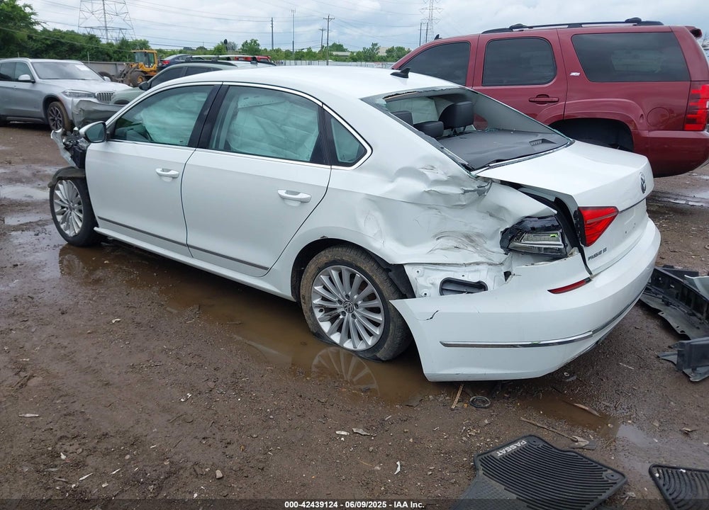 2016 VOLKSWAGEN PASSAT VIN: 1VWBS7A30GC067496