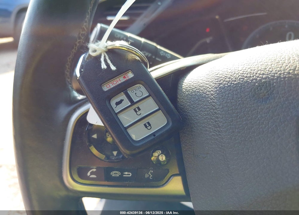 2020 HONDA CIVIC VIN: SHHFK7H85LU419411