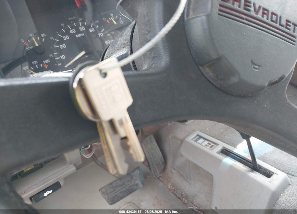 1994 CHEVROLET GMT-400 K1500 VIN: 2GCEK19H7R1104291