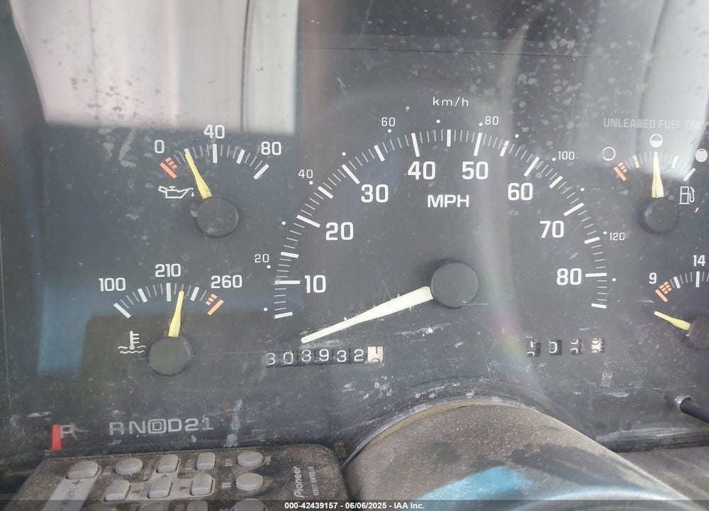 1994 CHEVROLET GMT-400 K1500 VIN: 2GCEK19H7R1104291
