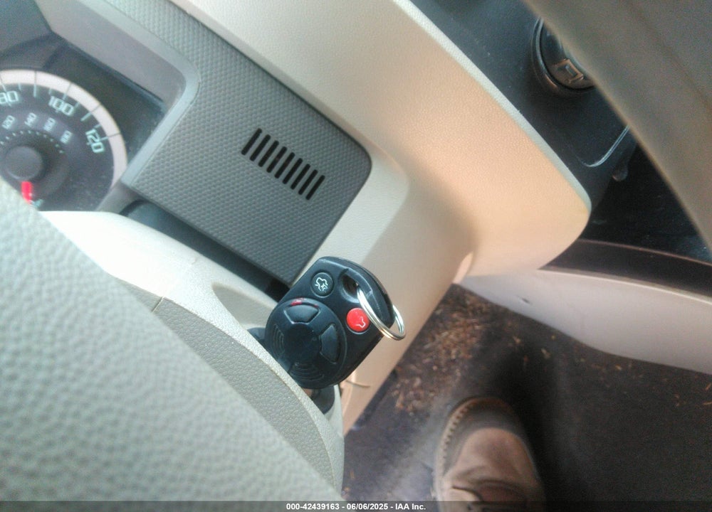 2011 FORD ESCAPE XLS VIN: 1FMCU0C70BKC08439