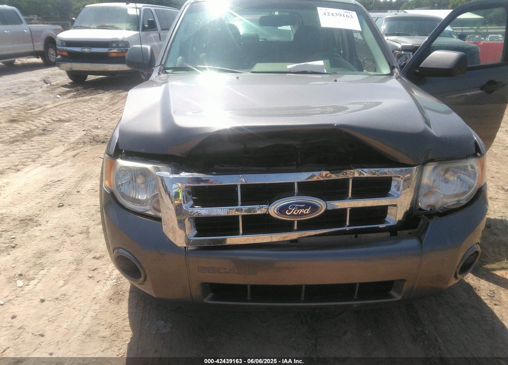 2011 FORD ESCAPE XLS VIN: 1FMCU0C70BKC08439