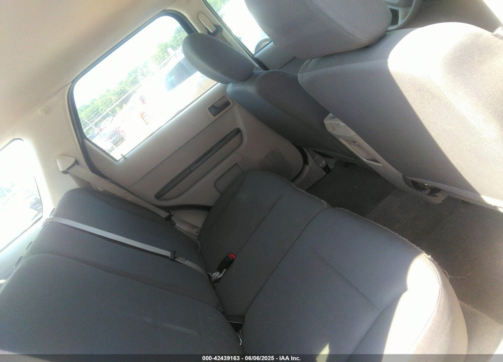 2011 FORD ESCAPE XLS VIN: 1FMCU0C70BKC08439