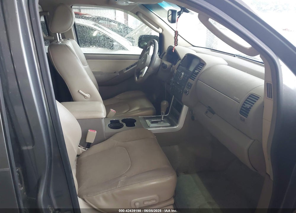 2008 NISSAN PATHFINDER SE VIN: 5N1AR18U78C603136