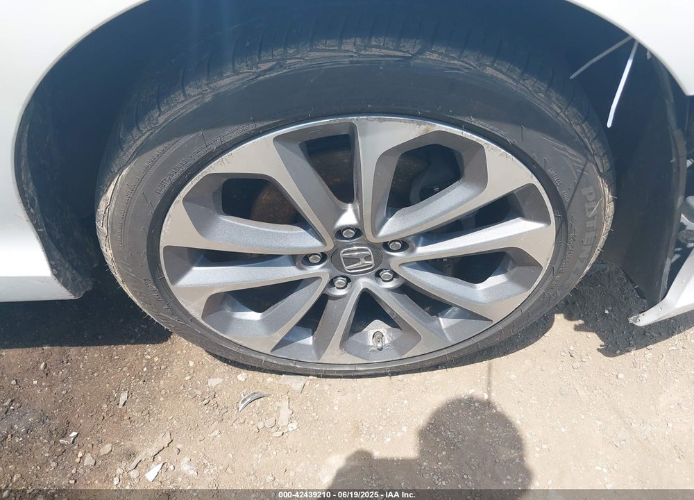 2014 HONDA ACCORD VIN: 1HGCR2F50EA127285