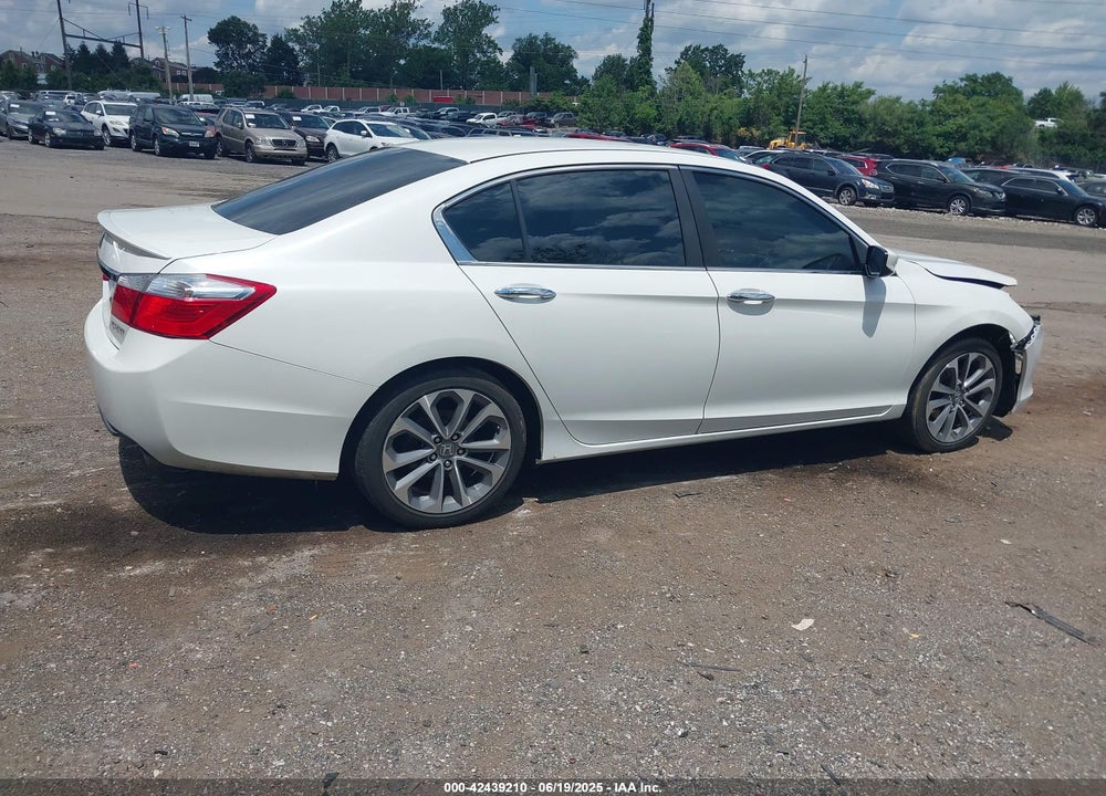 2014 HONDA ACCORD VIN: 1HGCR2F50EA127285