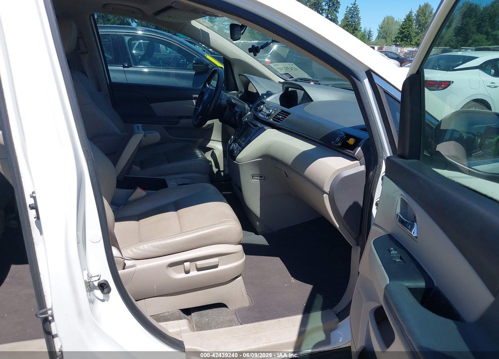 2015 HONDA ODYSSEY EX-L VIN: 5FNRL5H63FB060322