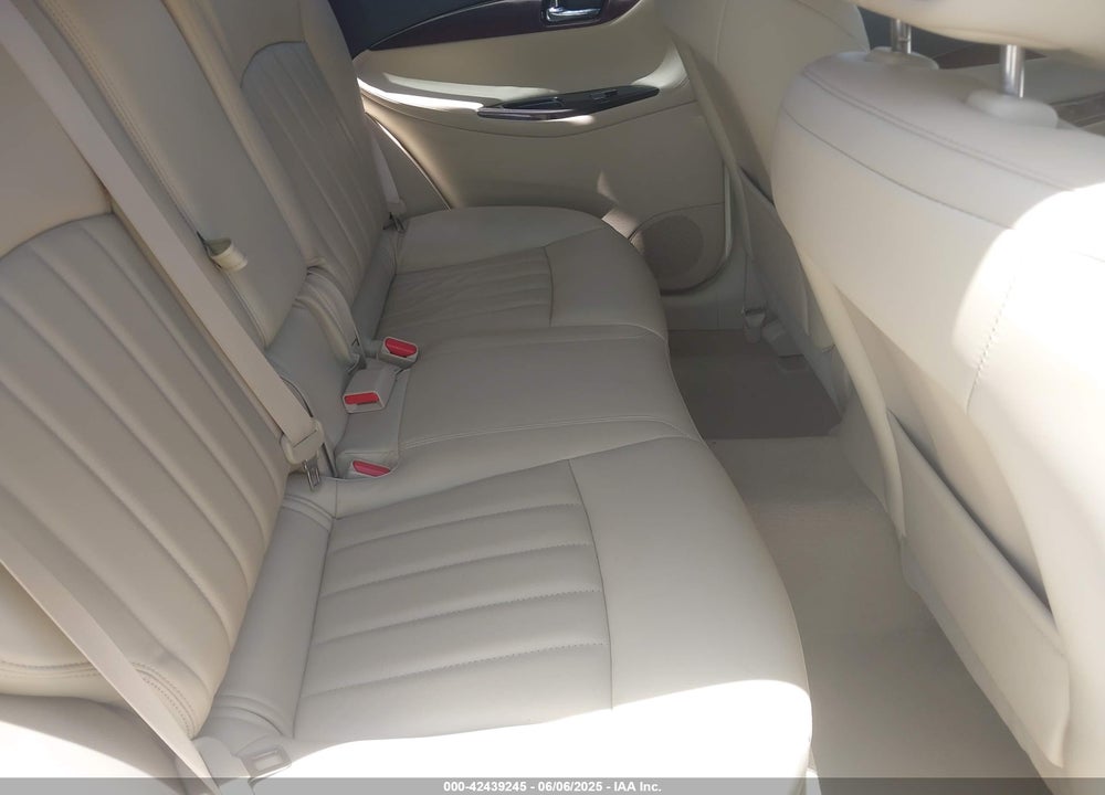 2017 INFINITI QX50 VIN: JN1BJ0RP9HM386074