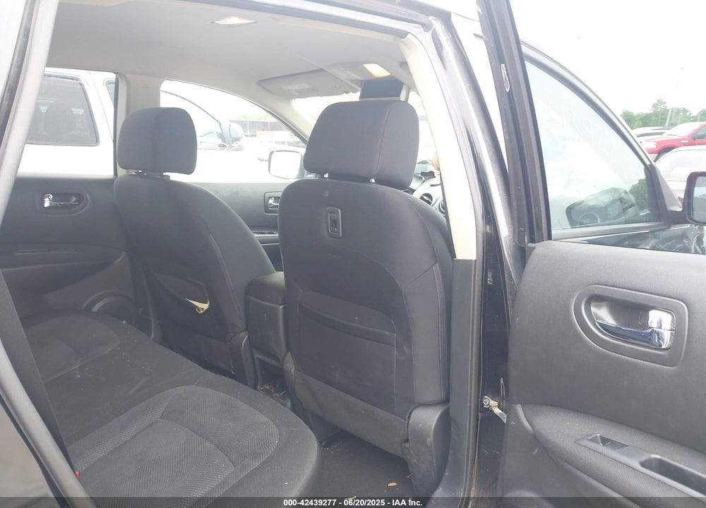 2012 NISSAN ROGUE S VIN: JN8AS5MV6CW372661