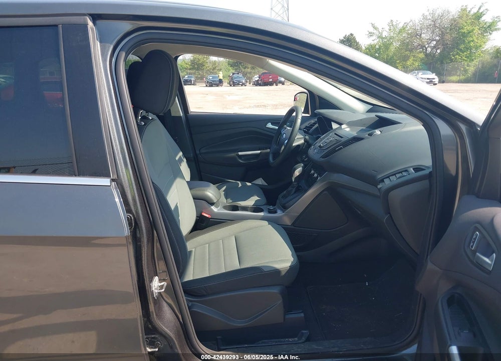 2016 FORD ESCAPE VIN: 1FMCU0G74GUC90777