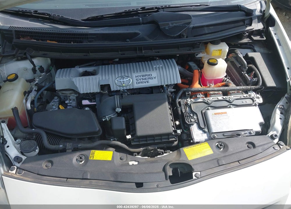 2011 TOYOTA PRIUS TWO VIN: JTDKN3DU6B1444439