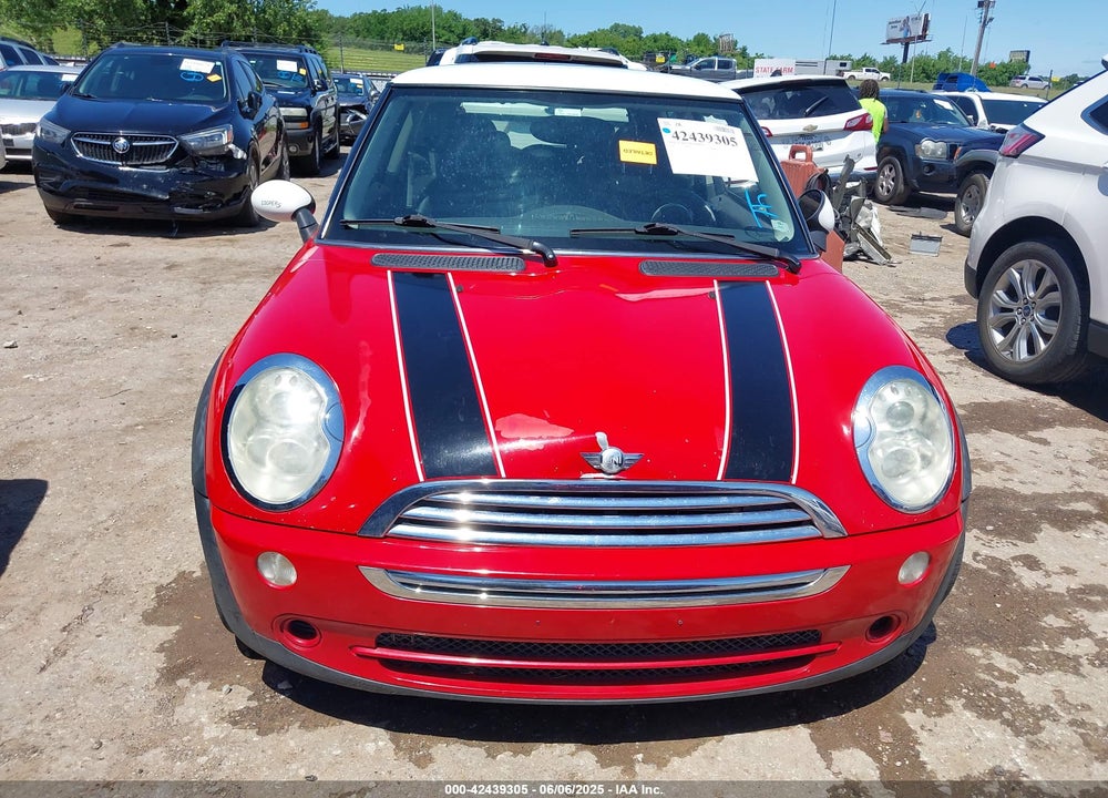 2006 MINI COOPER VIN: WMWRC33536TJ76102