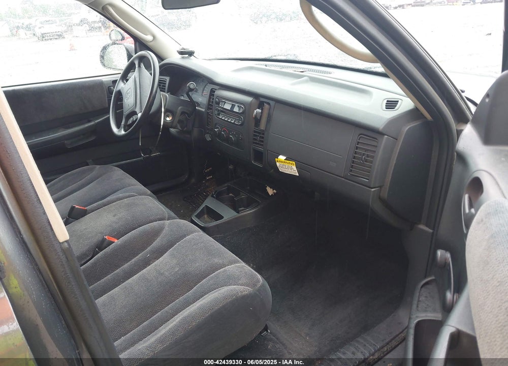 2003 DODGE DAKOTA SPORT/SXT VIN: 1D7HG38N93S136111