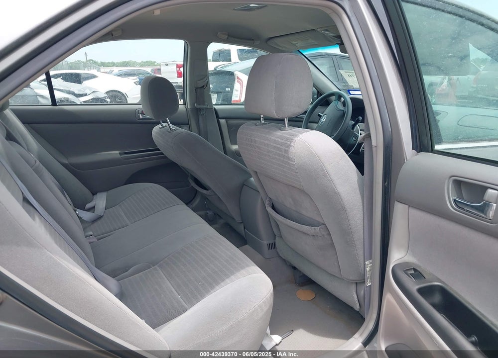 2005 TOYOTA CAMRY STD/ VIN: 4T1BE32K75U572866
