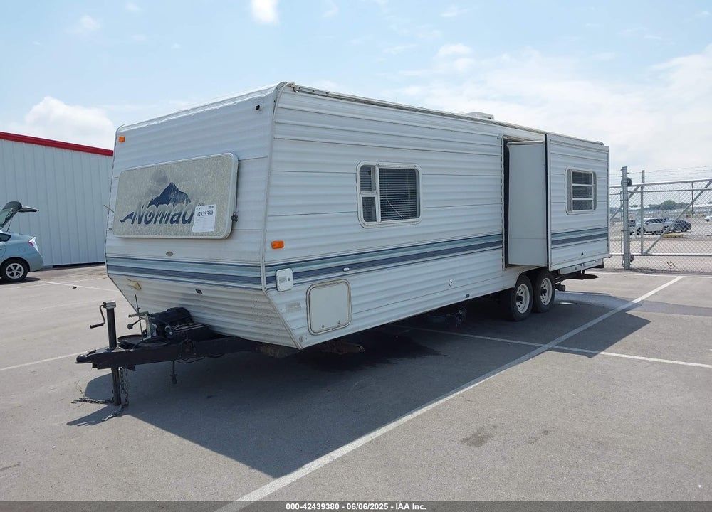 2000 SKYLINE NOMAD VIN: 1SN200M23YF001343