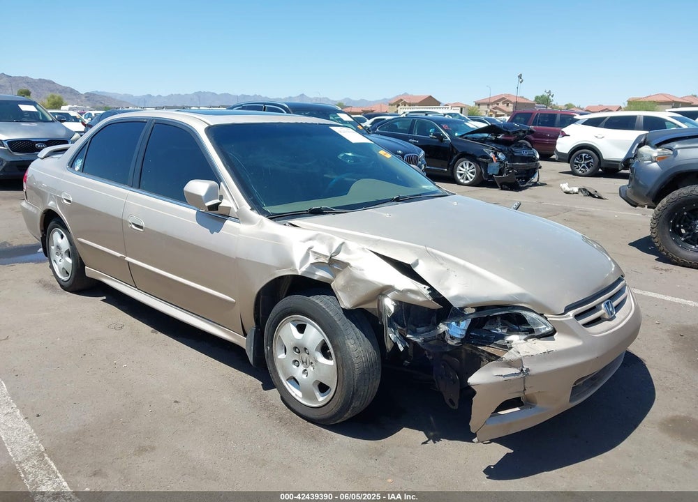 2001 HONDA ACCORD 3.0 EX VIN: 1HGCG16541A004728