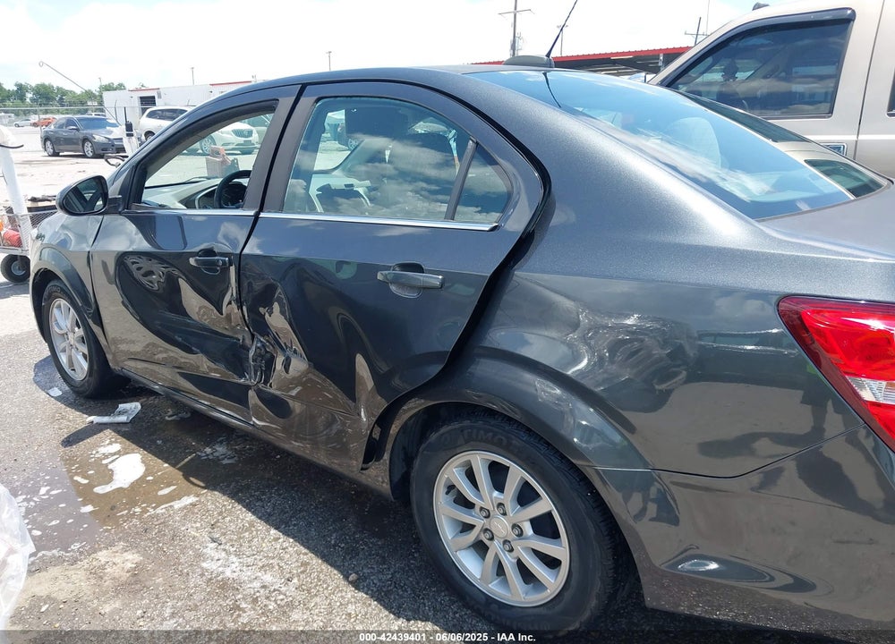 2017 CHEVROLET SONIC VIN: 1G1JD5SHXH4131720