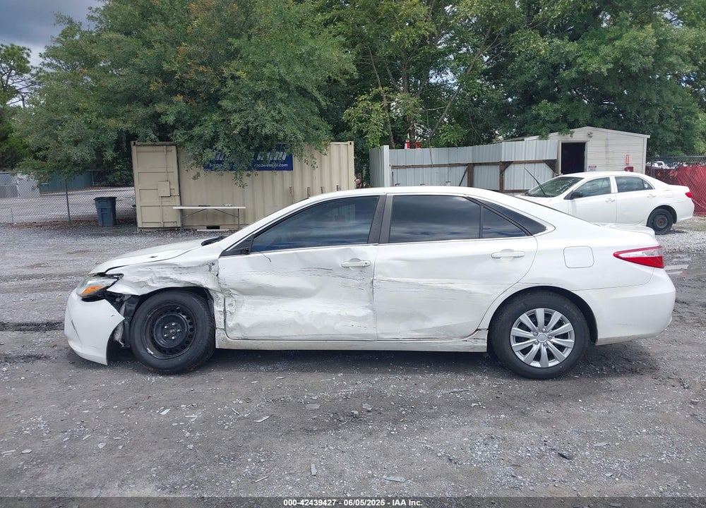 2015 TOYOTA CAMRY HYBRID LE VIN: 4T1BD1FKXFU166549