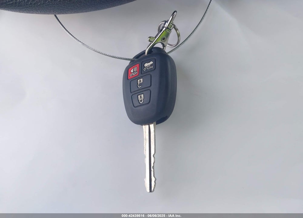 2015 TOYOTA COROLLA VIN: 2T1BURHE3FC448104
