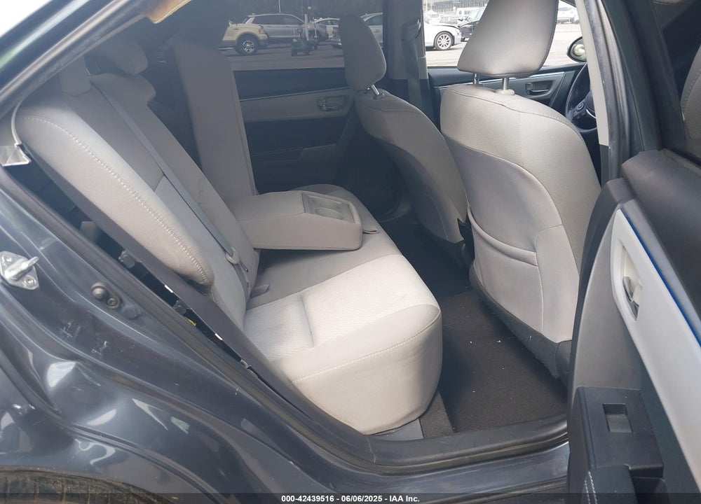 2015 TOYOTA COROLLA VIN: 2T1BURHE3FC448104