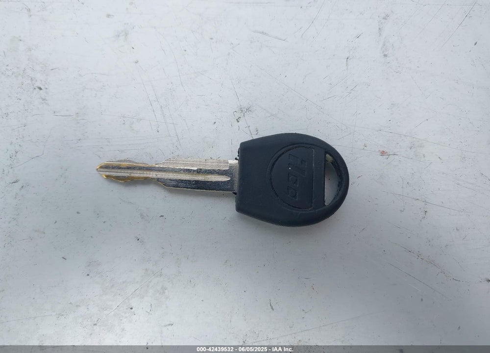 2007 CHEVROLET AVEO LS VIN: KL1TD56687B165410