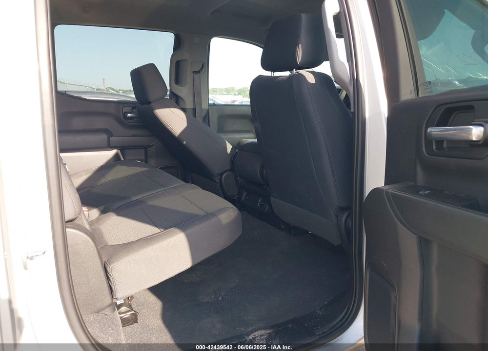 2020 CHEVROLET SILVERADO 1500 2WD SHORT BED CUSTOM VIN: 3GCPWBEH1LG108831