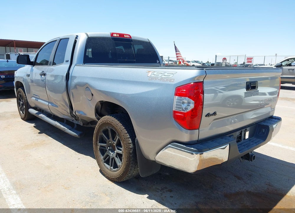 2019 TOYOTA TUNDRA SR5 5.7L V8 VIN: 5TFUW5F11KX819283