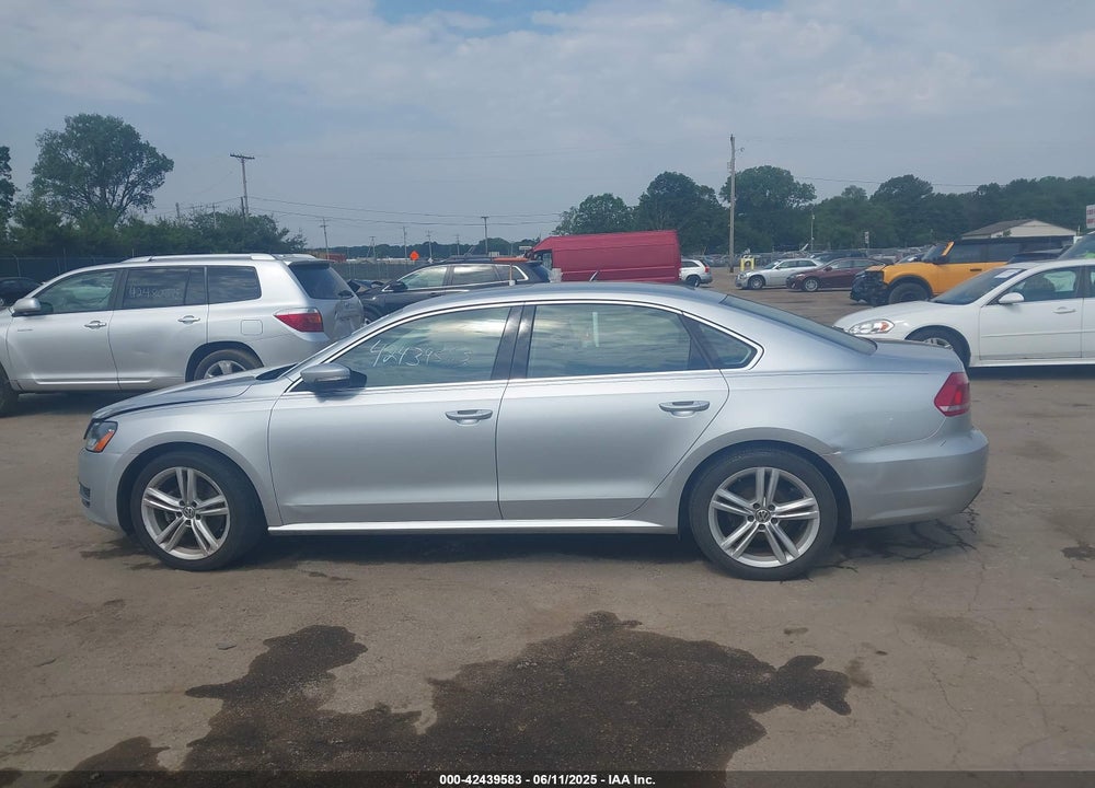 2014 VOLKSWAGEN PASSAT VIN: 1VWBT7A37EC039074