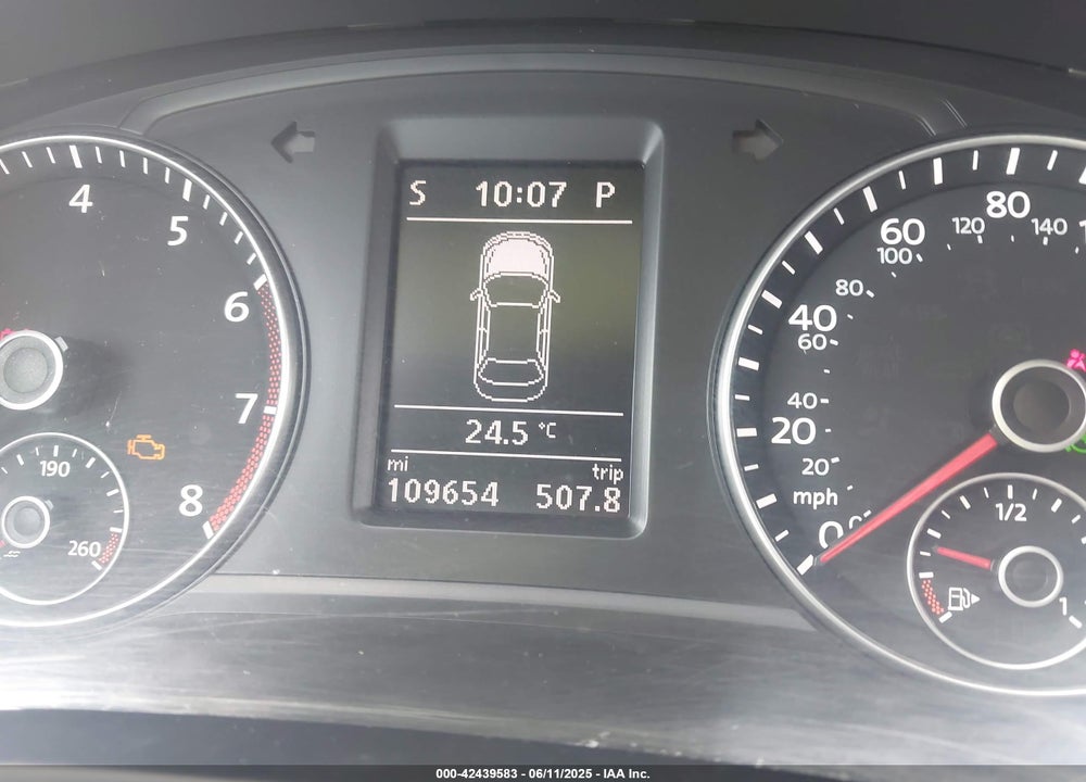 2014 VOLKSWAGEN PASSAT VIN: 1VWBT7A37EC039074