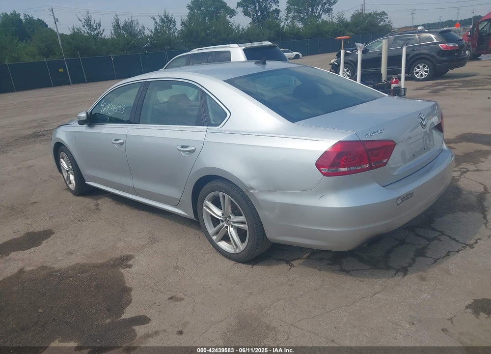 2014 VOLKSWAGEN PASSAT VIN: 1VWBT7A37EC039074