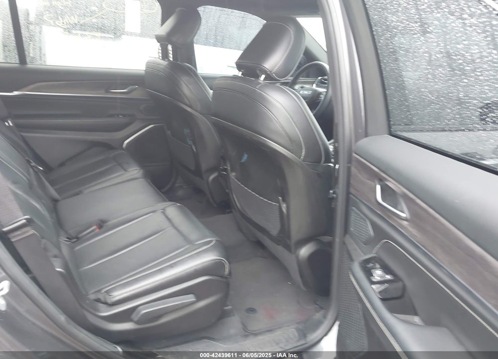 2023 JEEP GRAND CHEROKEE L VIN: 1C4RJKDGXP8875637