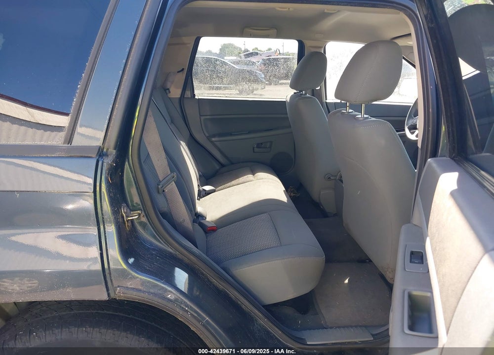 2007 JEEP GRAND CHEROKEE LAREDO VIN: 1J8GR48K47C513691