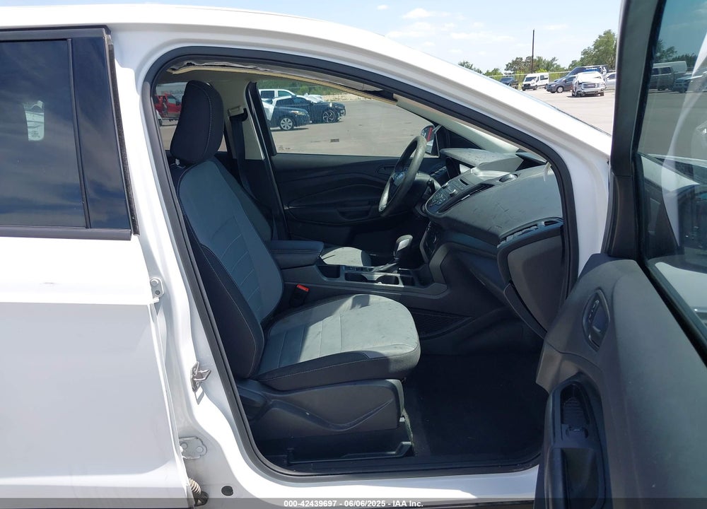 2018 FORD ESCAPE VIN: 1FMCU0F75JUB11462