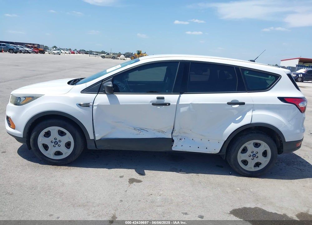 2018 FORD ESCAPE VIN: 1FMCU0F75JUB11462
