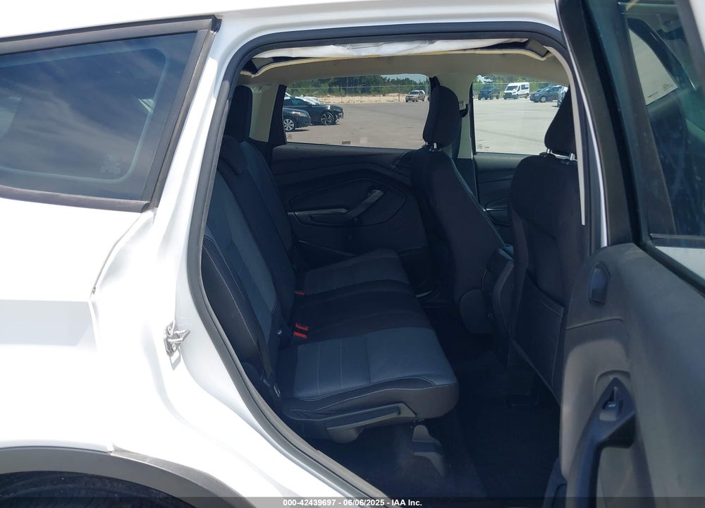 2018 FORD ESCAPE VIN: 1FMCU0F75JUB11462