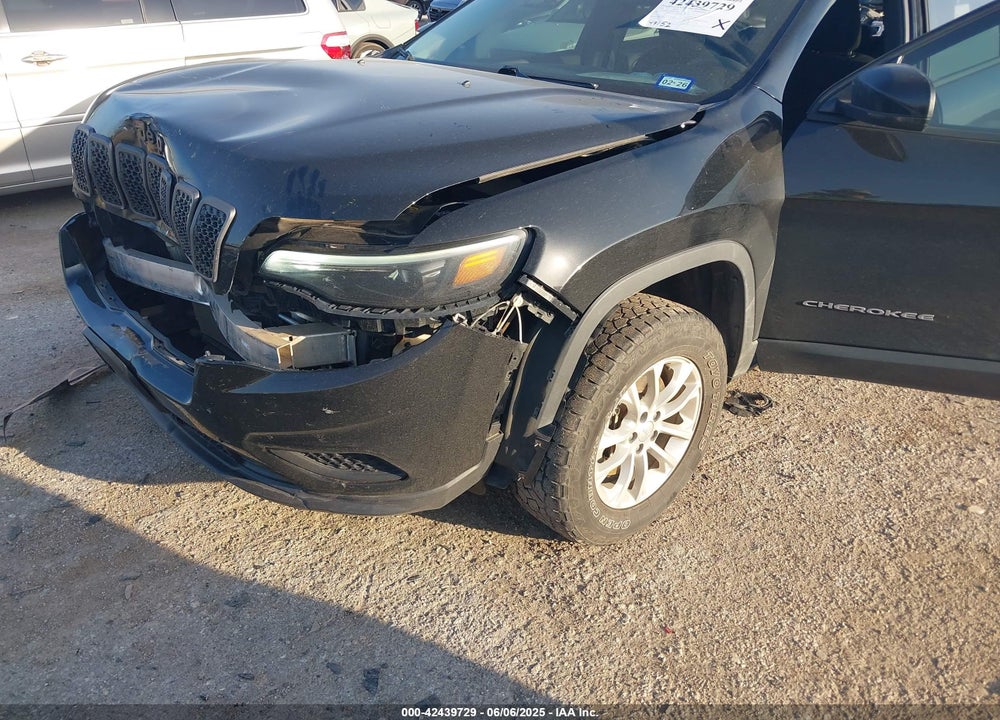 2021 JEEP CHEROKEE VIN: 1C4PJMCB7MD154249