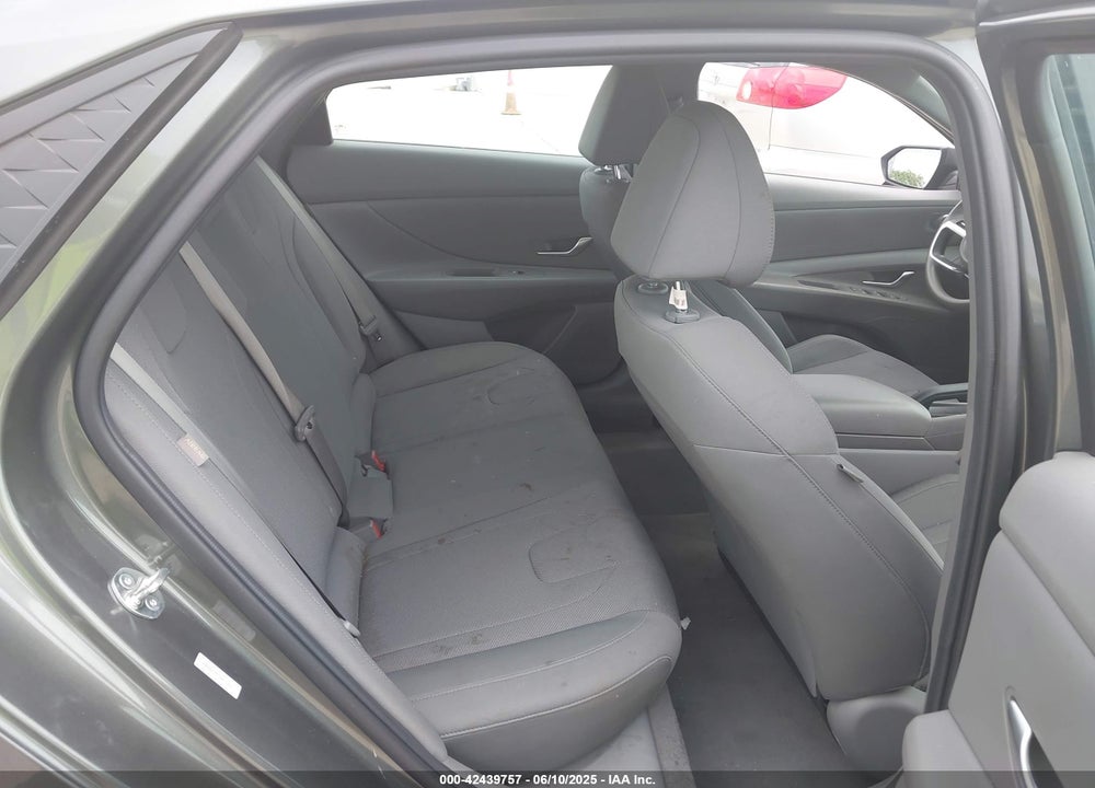 2024 HYUNDAI ELANTRA VIN: KMHLL4DGXRU796969