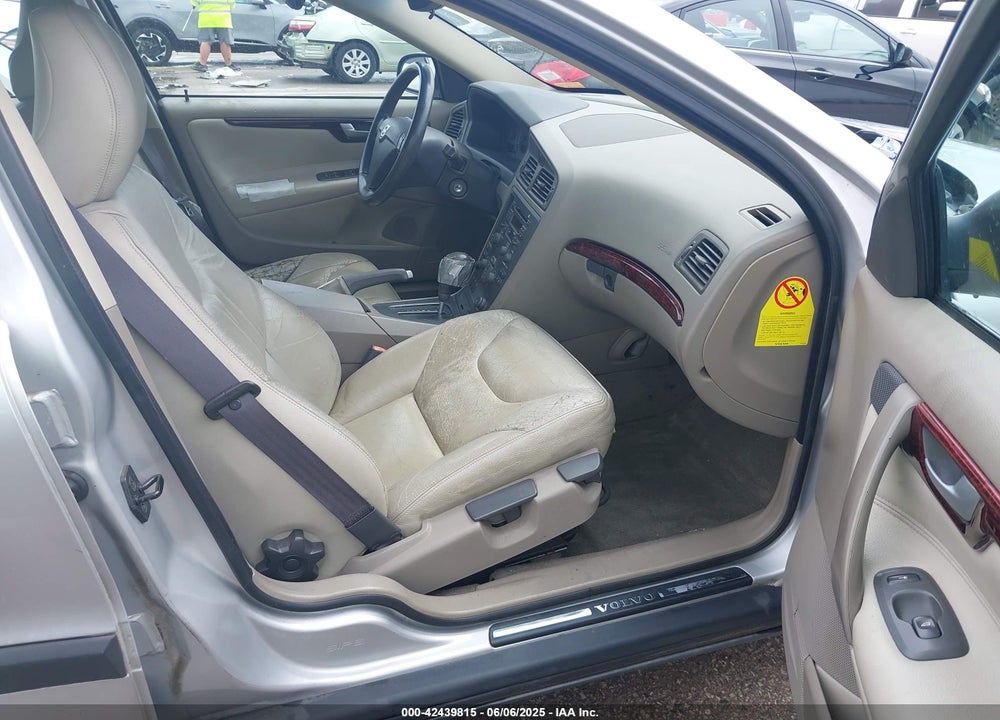 2003 VOLVO S60 VIN: YV1RS61T532254240