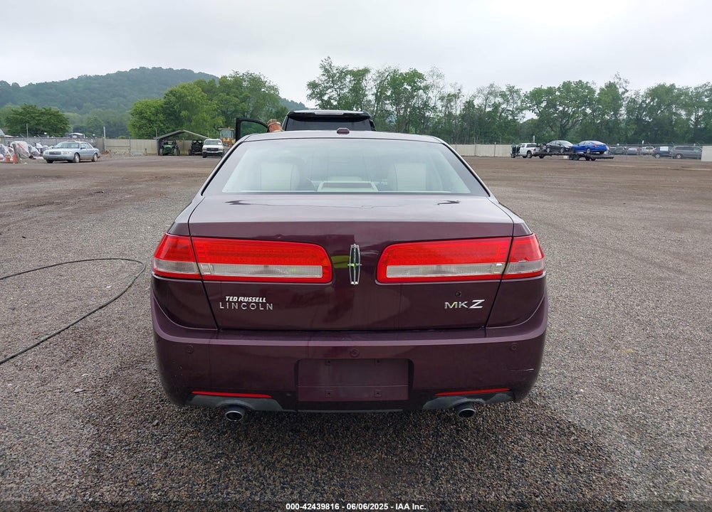 2011 LINCOLN MKZ VIN: 3LNHL2GC8BR759239