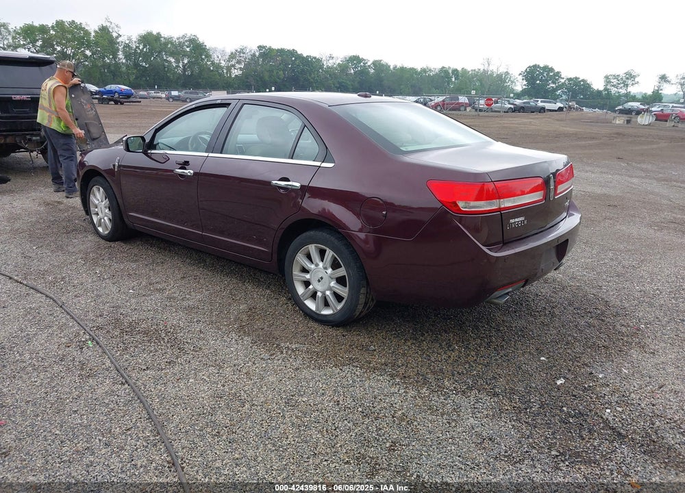 2011 LINCOLN MKZ VIN: 3LNHL2GC8BR759239
