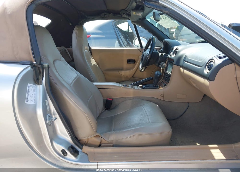 1999 MAZDA MX-5 MIATA LEATHER PKG/POPULAR EQUIPMENT PKG/SPORTS PKG/TOURING PKG VIN: JM1NB3539X0131393