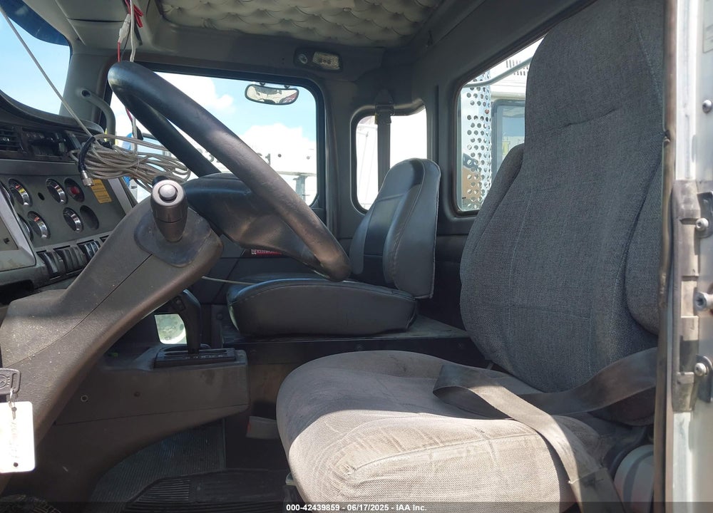 2013 KENWORTH CONSTRUCTION T660 VIN: 1XKADP9X8DJ346108
