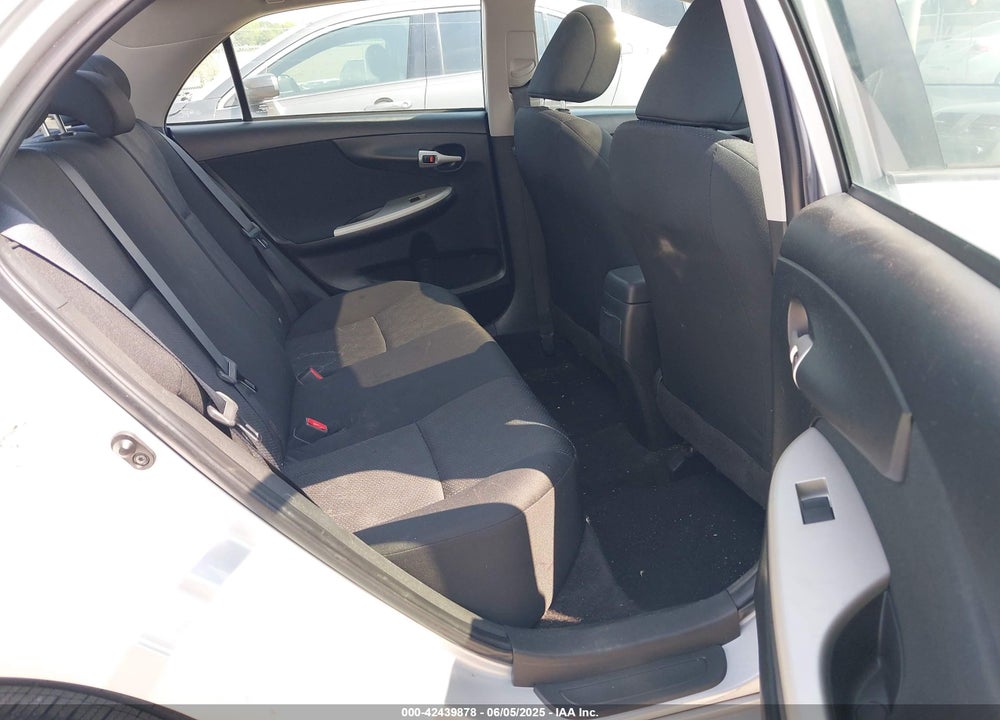 2010 TOYOTA COROLLA S VIN: 1NXBU4EEXAZ238419