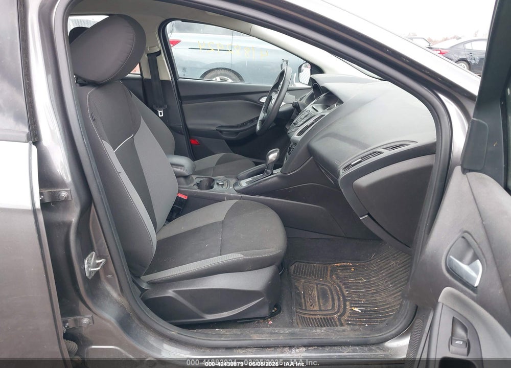 2014 FORD FOCUS VIN: 1FADP3F21EL193164