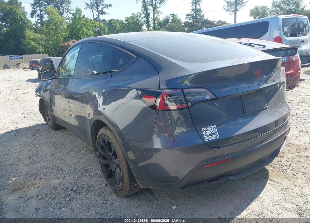 2020 TESLA MODEL Y VIN: 5YJYGDEE8LF008458